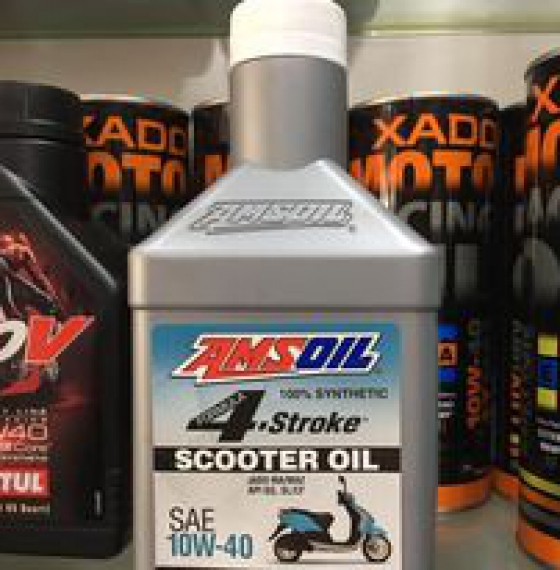 NHỚT AMSOIL SCOOTER