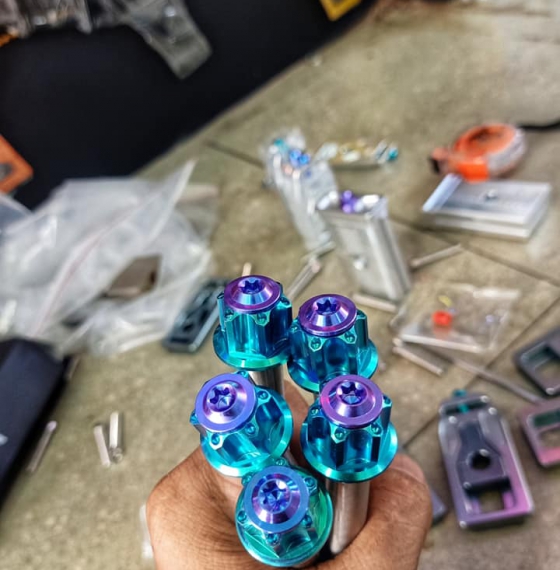 BỘ CỐT TITANIUM SAU