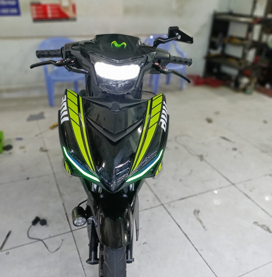 tem trùm ex 150 đen xanh 